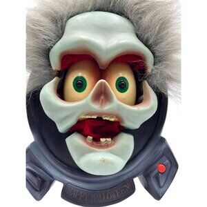 Gemmy Screamer Greeter Halloween Talking Animated Motion Activated Decoration